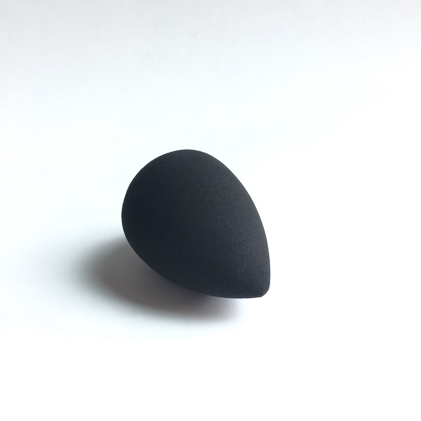 SURFACE PERFECT ultra-fine application sponge - M.E. cosmetics