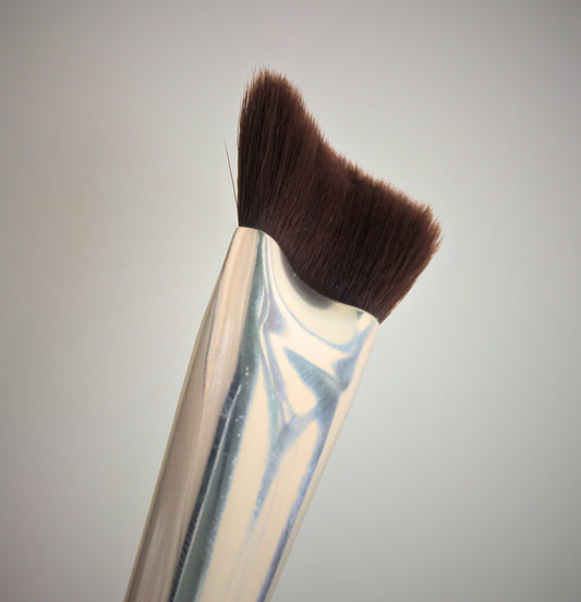 EASY CREASE defining brush