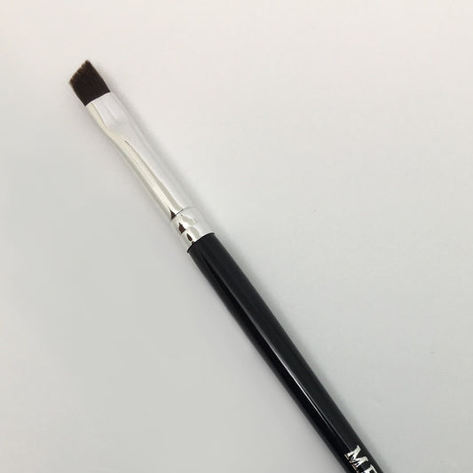 LITTLE LINES eyeliner/brow brush