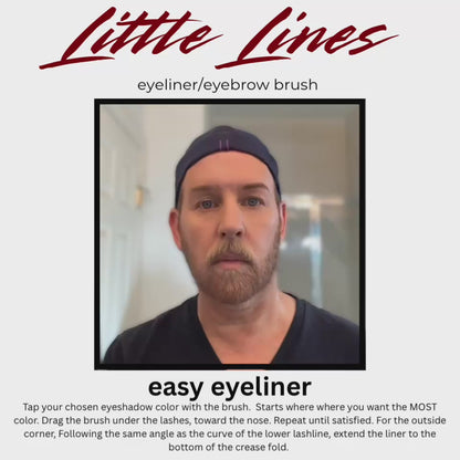 LITTLE LINES eyeliner/brow brush