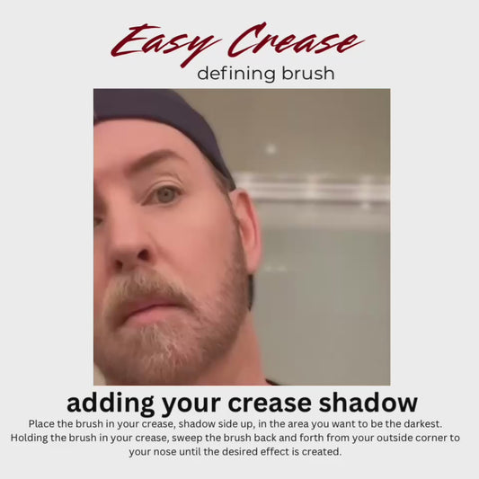 EASY CREASE defining brush