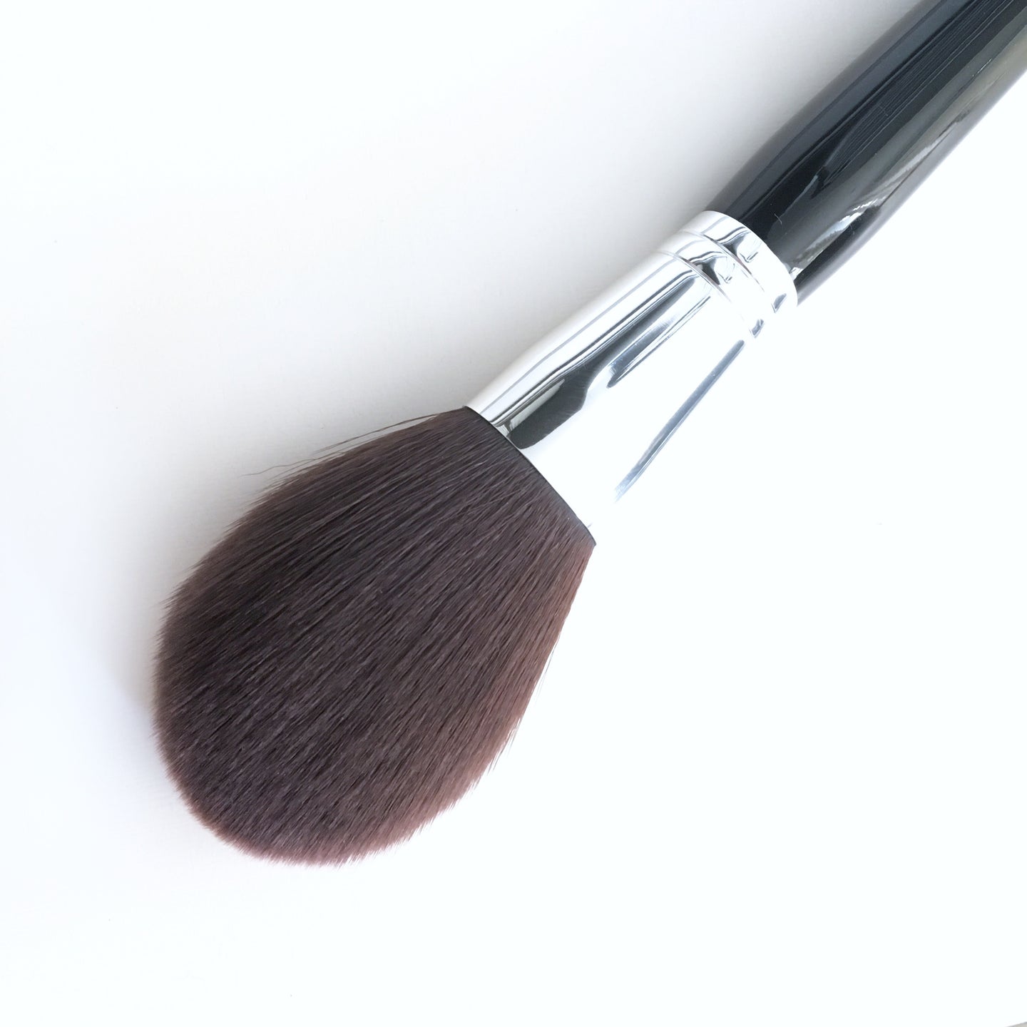 SOFT FINISH powder/bronzer brush - M.E. cosmetics