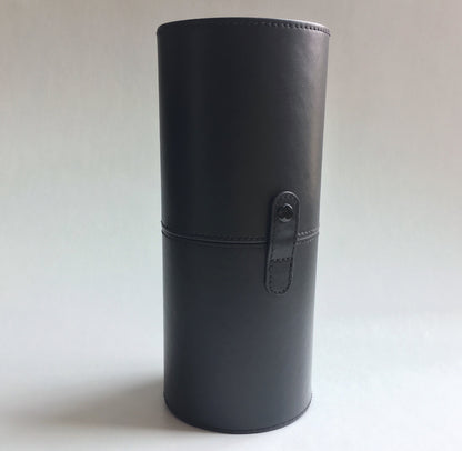 BRUSH / MAKEUP CANISTER - BLACK - M.E. cosmetics