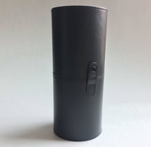 BRUSH / MAKEUP CANISTER - BLACK - M.E. cosmetics